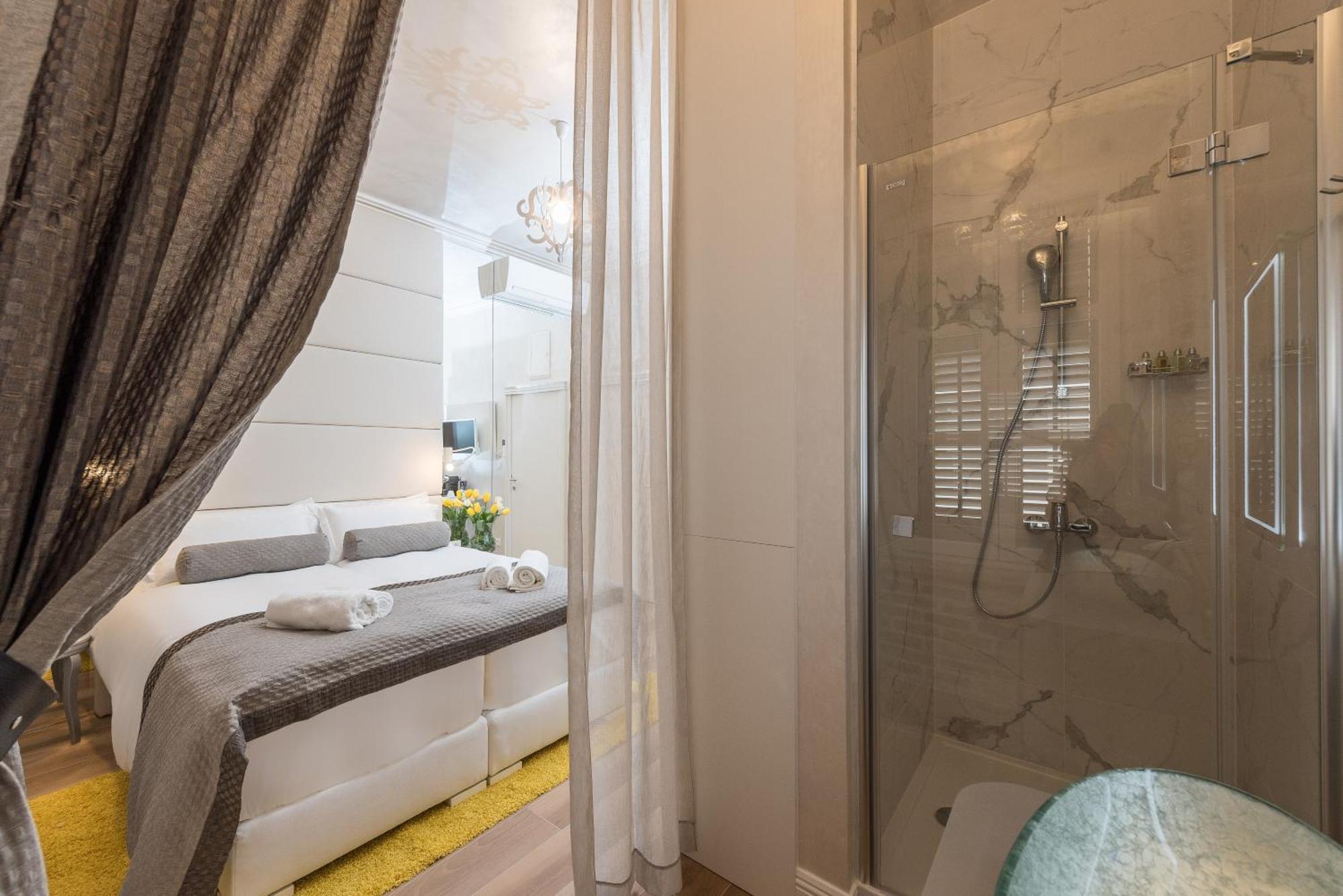 Zara Palace - Design Rooms Εξωτερικό φωτογραφία