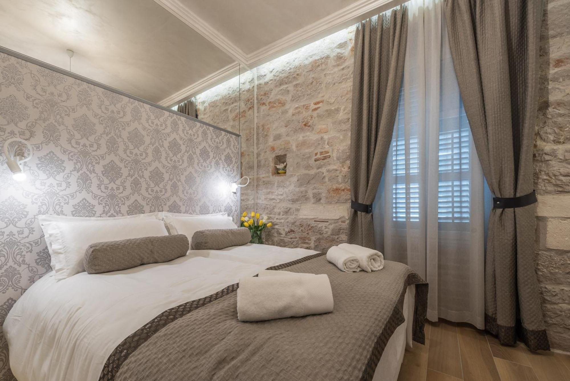 Zara Palace - Design Rooms Εξωτερικό φωτογραφία