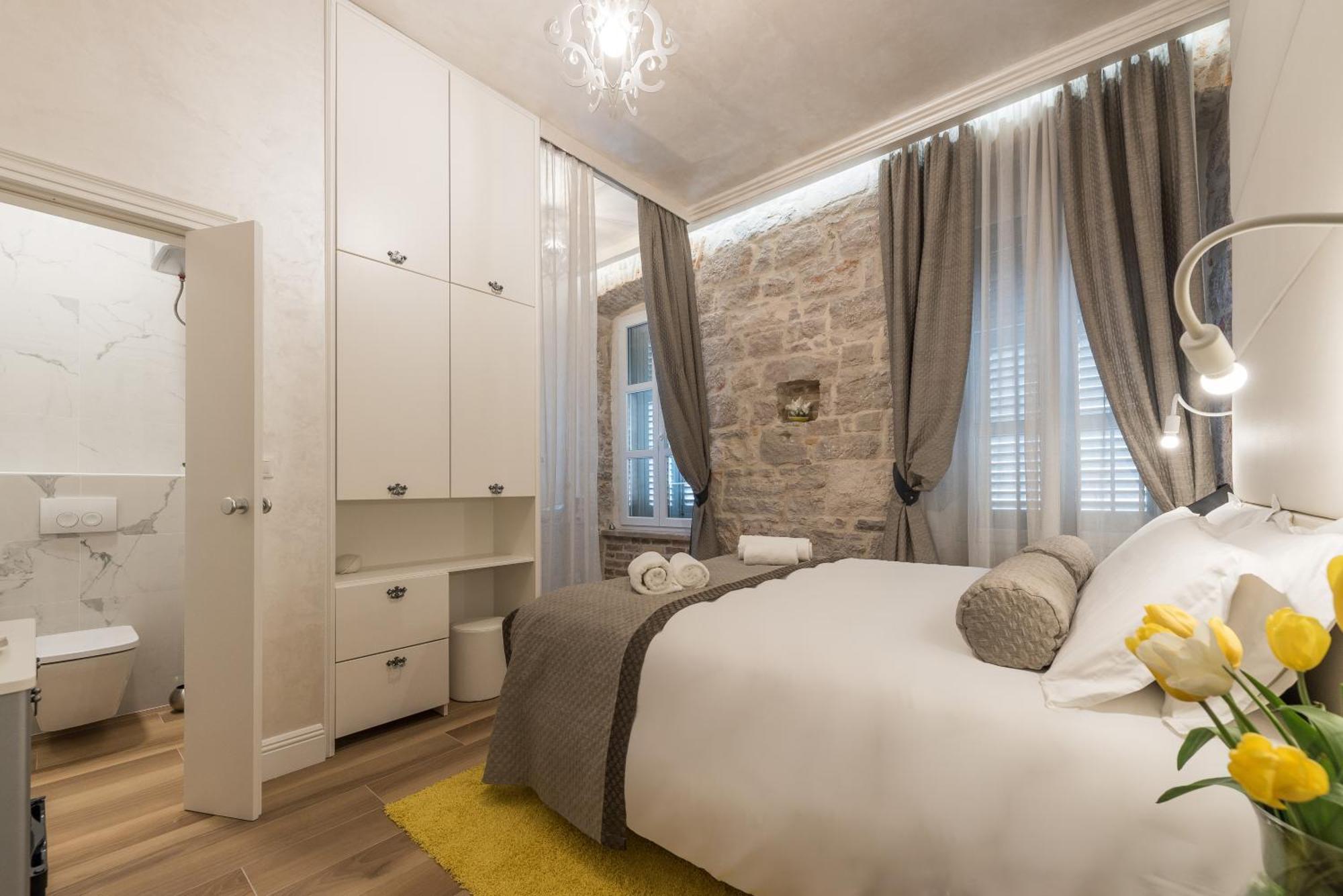 Zara Palace - Design Rooms Εξωτερικό φωτογραφία