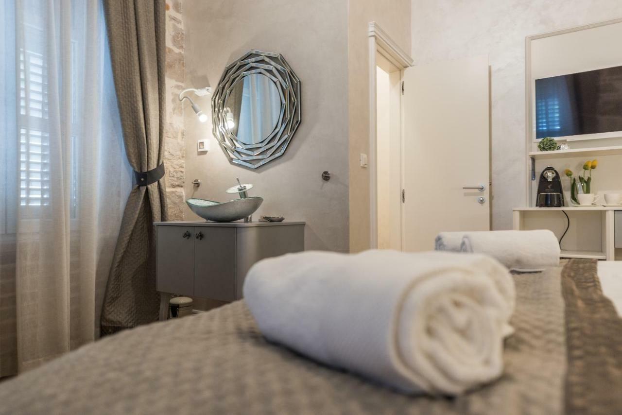 Zara Palace - Design Rooms Εξωτερικό φωτογραφία