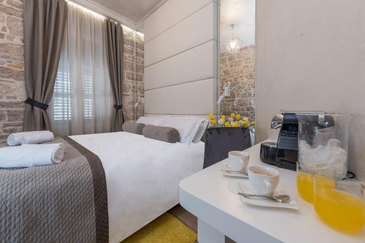 Zara Palace - Design Rooms Εξωτερικό φωτογραφία