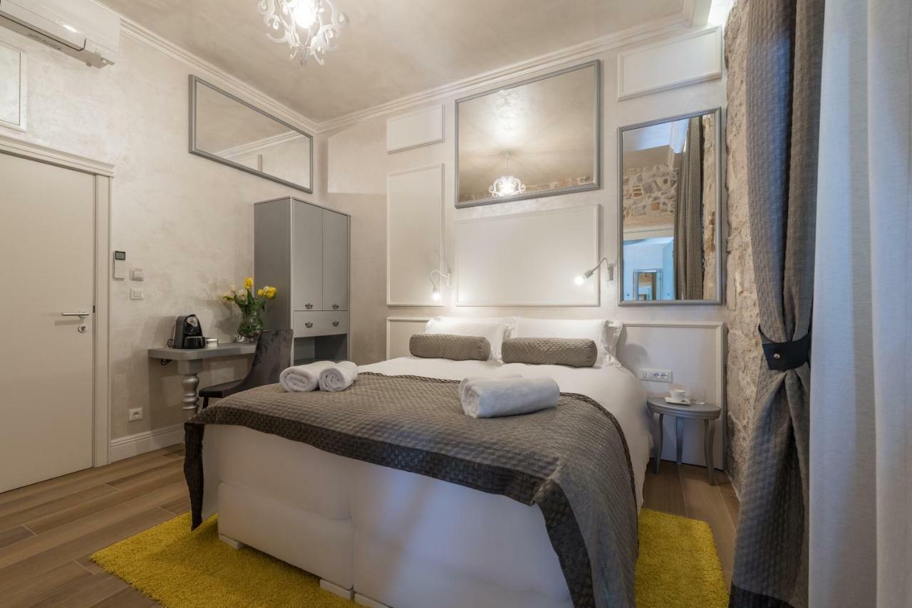 Zara Palace - Design Rooms Εξωτερικό φωτογραφία